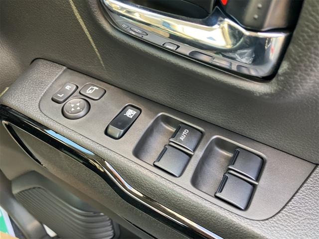 ハスラー ハイブリッドX 届出済未使用車 クリアランスソナー オートクルーズコントロール レーンアシスト 衝突被害軽減システム オートライト LEDヘッドランプ スマートキー アイドリングストップ シートヒーター CVT(11枚目)