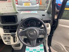 ハンドルの状態が悪いと運転に集中できませんよね。こちらの車、お気軽にお問い合わせください。 3