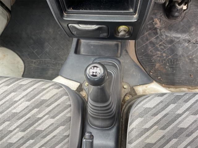 ハイゼットトラック 4WD MT エアコン 運転席エアバッグ(6枚目)