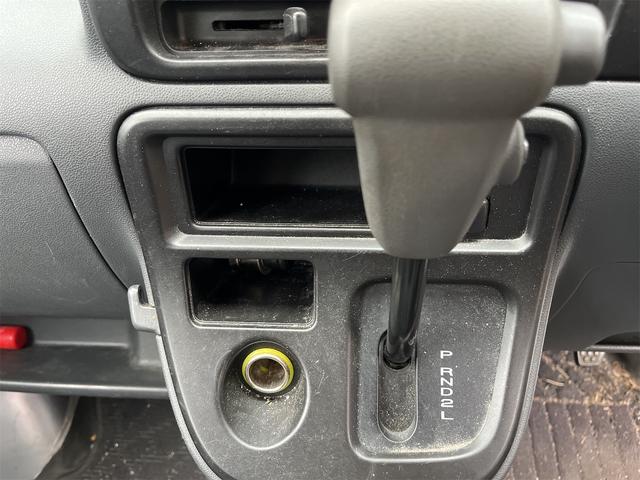 ハイゼットカーゴ 　軽バン　ＡＴ　両側スライドドア　電動格納ミラー　アルミホイール　エアコン　パワーウィンドウ　ＣＤ（15枚目）