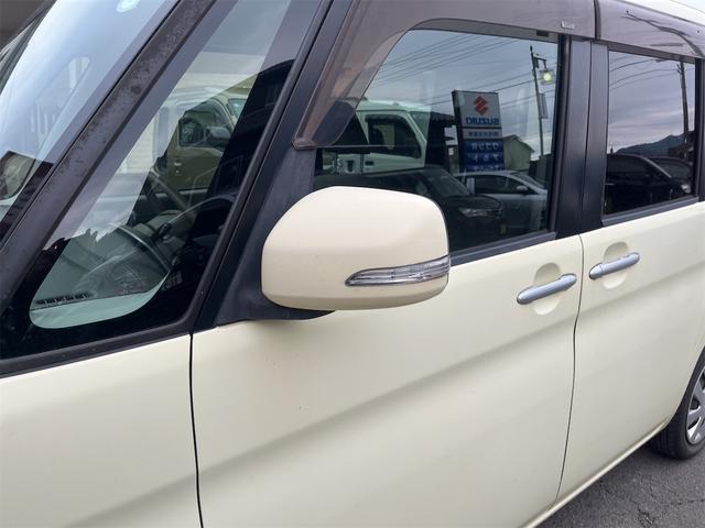 タント Ｘリミテッド　ＥＴＣ　電動スライドドア　ナビ　ＴＶ　スマートキー　ベンチシート　ＣＶＴ　盗難防止システム　ＡＢＳ　ＣＤ　ＵＳＢ　アルミホイール　衝突安全ボディ　エアコン　パワーステアリング　パワーウィンドウ（9枚目）