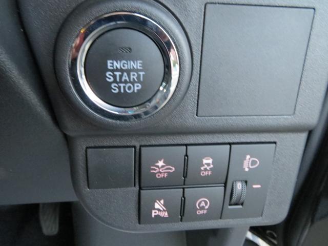 ハイゼットカーゴ クルーズ　軽キャンピングカー　車中泊　フルフラットベッド　ＬＥＤ間接照明　外部電源　コンセント　ソケット　安全ブレーカー　テーブル　カーテンレール　４人乗車　衝突被害軽減ブレーキ　スマートキー　届出済未使用車（22枚目）