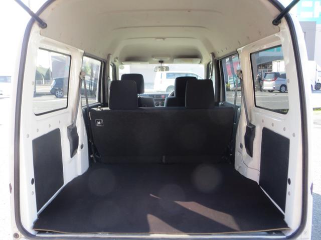 ハイルーフで荷室広々！