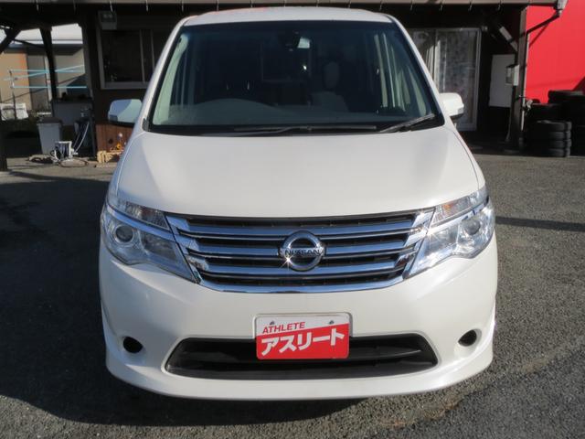 セレナ ２０Ｘ　４ＷＤ　ナビＴＶ　バックカメラ　片側電動スライドドア　スマートキー　衝突軽減ブレーキ　８人乗り（6枚目）