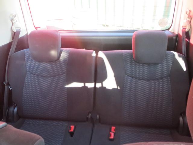 セレナ ２０Ｘ　４ＷＤ　ナビＴＶ　バックカメラ　片側電動スライドドア　スマートキー　衝突軽減ブレーキ　８人乗り（27枚目）