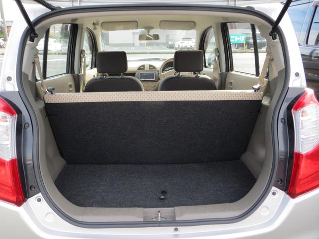 アルト Ｆ　５速ミッション　ＤＯＨＣエンジン　エアコン　パワステ　ナビＴＶ　キーレス　パワーウインドウ（8枚目）