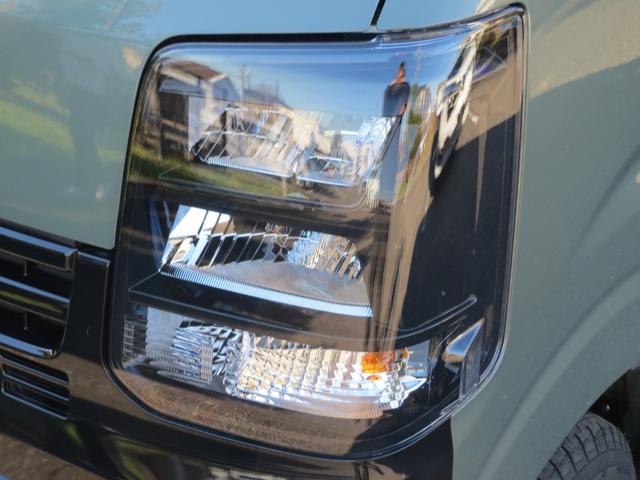 エブリイ Ｊリミテッド　軽キャンパー　車中泊　フルフラットベッド　外部電源　コンセント　ソケット　ロングテーブル　跳ね上げ式テーブル　ベッド下収納　　ターボ　ハイルーフ　４人乗車　両側電動スライドドア　スマートキー（30枚目）