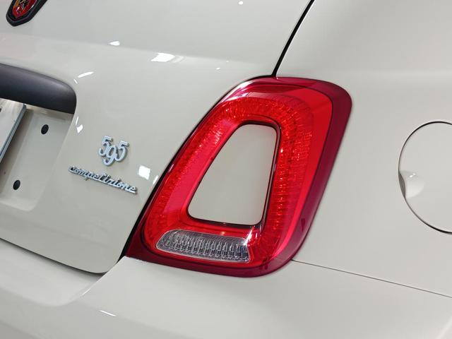 アバルト595 コンペティツィオーネ /1400ccターボ/5速シーケンシャルAT/認定中古車保証1年/ETC/アップルカープレイ・アンドロイドオート(12枚目)