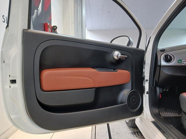 アバルト595C ツーリズモ /1400ccターボ/5速シーケンシャルAT/認定中古車保証1年/ナビ/バックカメラ/ETC/社外ドラレコ(24枚目)