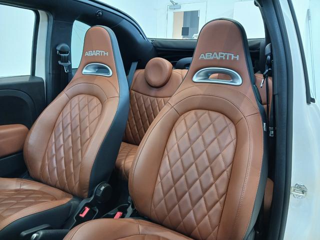 アバルト595C ツーリズモ /1400ccターボ/5速シーケンシャルAT/認定中古車保証1年/ナビ/バックカメラ/ETC/社外ドラレコ(35枚目)