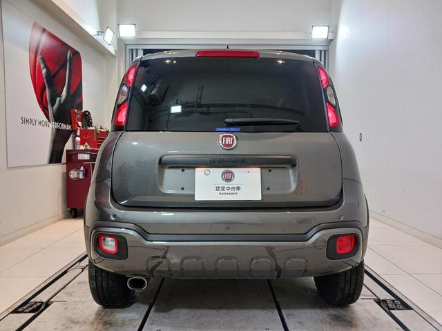 パンダ クロス　４×４　／９００ｃｃターボ／限定車／４ＷＤ／右ハンドル５速ＭＴ／新車保証継承／ドラレコ／ＥＴＣ（6枚目）