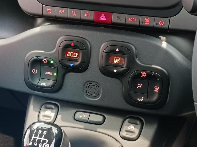 パンダ クロス　４×４　／９００ｃｃターボ／限定車／４ＷＤ／右ハンドル５速ＭＴ／新車保証継承／ドラレコ／ＥＴＣ（19枚目）