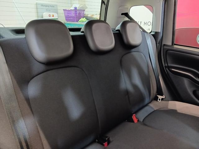 パンダ クロス　４×４　／９００ｃｃターボ／限定車／４ＷＤ／右ハンドル５速ＭＴ／新車保証継承／ドラレコ／ＥＴＣ（25枚目）