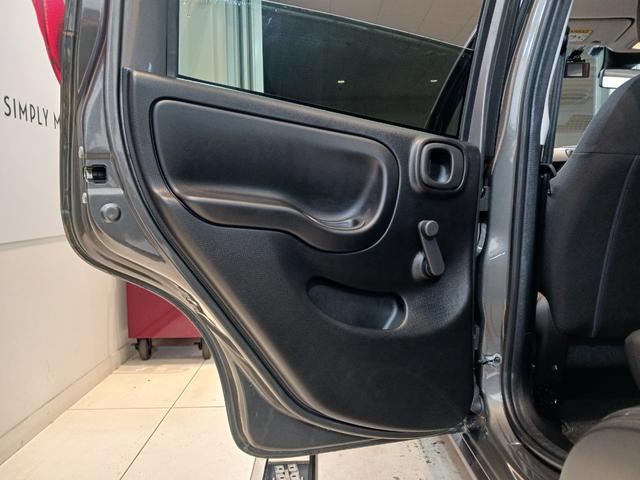 パンダ クロス　４×４　／９００ｃｃターボ／限定車／４ＷＤ／右ハンドル５速ＭＴ／新車保証継承／ドラレコ／ＥＴＣ（34枚目）