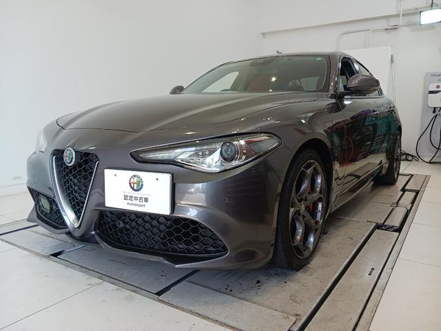 ジュリア メタリック系の中古車を探すなら【グーネット】