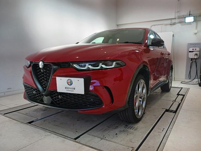 トナーレ プラグインハイブリッドＱ４　ヴェローチェ　／新車保証継承＋認定中古車保証１年／レザーシート／ナビ／バックカメラ／アップルカープレイ（3枚目）