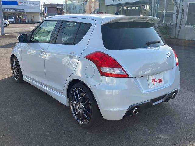 スイフトスポーツ ベースグレード　６ＭＴ　ナビ　ＴＶ　バックカメラ　純正エアロ　ＷＯＲＫ１７アルミ　ＲＳＲスプリング　Ｄ席ローポジションシートレール　ＨＩＤ（15枚目）