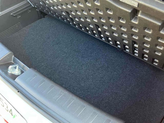 スイフトスポーツ ベースグレード　６ＭＴ　ナビ　ＴＶ　バックカメラ　純正エアロ　ＷＯＲＫ１７アルミ　ＲＳＲスプリング　Ｄ席ローポジションシートレール　ＨＩＤ（55枚目）