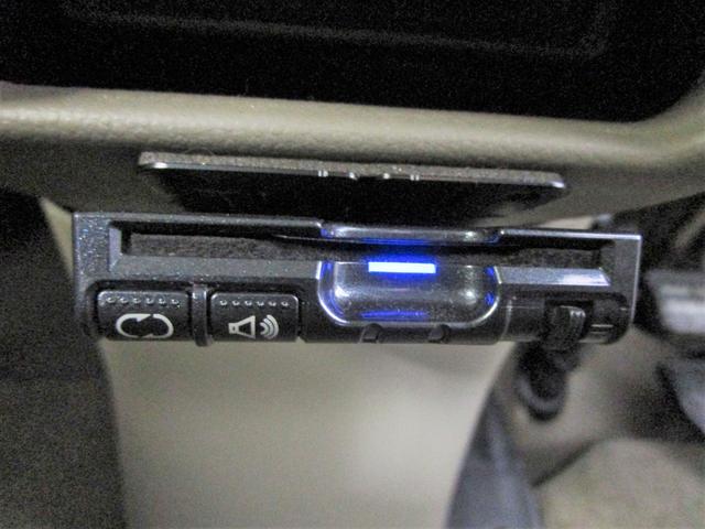 Eターボ ワンセグSDナビ 電動スライド LED 1オーナー(3枚目)