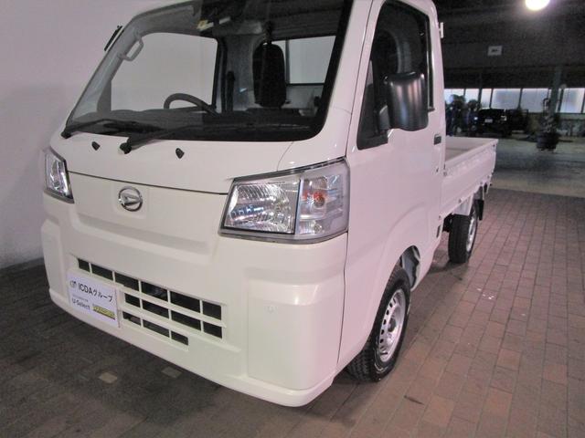 スタンダード 届出済未使用車 4WD CVT 純AM/FMラジオ オートライト スマートアシスト ガードフレーム 荷台ステップ WSRS EBD付ABS VSC&TRC LEDリアコンビランプ アクセサリーソケット(17枚目)
