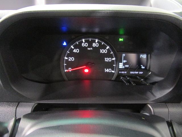 スタンダード 純正AM/FMチューナー スマートアシスト 衝突回避支援B ガードプロテクター 荷台ステップ WSRS ABS VSC&TRC Aストップ ラバーマット ドアバイザー 5M/T 4WD 届出済未使用車(9枚目)