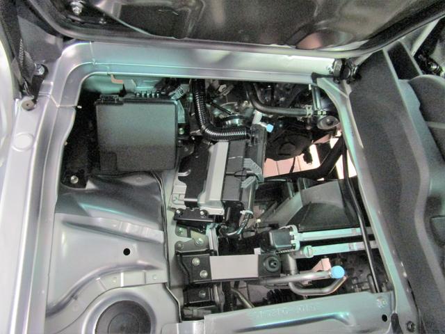 スタンダード 純正AM/FMチューナー スマートアシスト 衝突回避支援B ガードプロテクター 荷台ステップ WSRS ABS VSC&TRC Aストップ ラバーマット ドアバイザー 5M/T 4WD 届出済未使用車(23枚目)