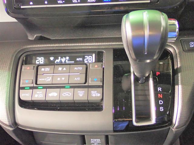 スパーダ　ホンダセンシング　純正９型ナビ　フルセグ　ＤＶＤ　Ｂｌｕｅｔｏｏｔｈ　Ｂカメラ　ＥＴＣ２．０　前後ドラレコ　両側電動スライドドア　インテリキー　ＬＥＤオートライト　純正１６ＡＷ　オートクルーズ　７人乗り　ワンオーナー(19枚目)