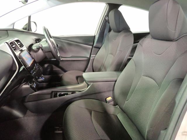 プリウス Ｓ　社外ナビ　ＢＴ接続可能　バックカメラ　ＥＴＣ　トヨタセーフティセンス　レーダークルーズＣ　ＬＥＤオートライト　インテリキー　プッシュスタート　Ａストップ　純正１５インチアルミ（23枚目）