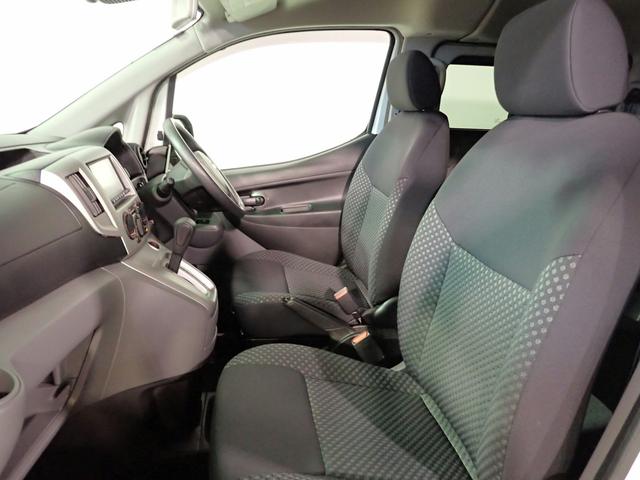 ＮＶ２００バネットワゴン １６Ｘ－２Ｒ　純正ナビ　フルセグＴＶ　ＢＴ接続可能　バックカメラ　ＥＴＣ　ドラレコ　ワンオーナー　衝突軽減ブレーキ　アイドリングストップ　インテリキー　電動格納ミラー　禁煙車（21枚目）