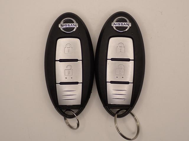 デイズ ハイウェイスター　Ｇターボプロパイロットエディション　純正フルセグＳＤナビ　アラウンドビューモニター　ドラレコ　ＥＴＣ　ＬＥＤオートヘッドライト　パーキングセンサー　プロパイロット　オートハイビーム　純正アルミホイール　スマートキー　スペアーキー（7枚目）