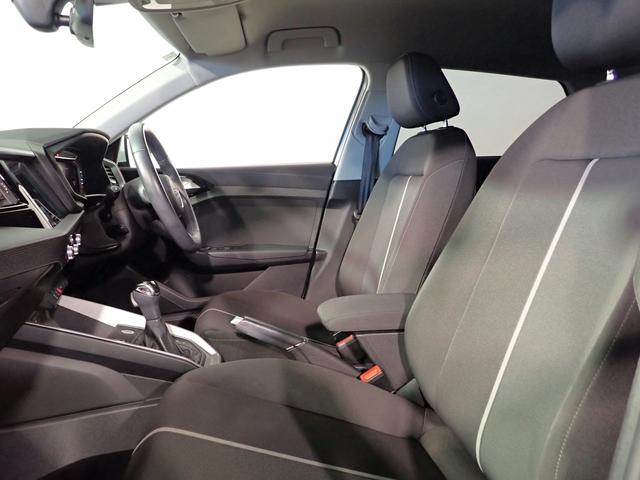 Ａ１スポーツバック ３５ＴＦＳＩ　アドバンスド　純正ＳＤナビ　ワンオーナー　Ｂカメラ　ＬＥＤオートヘッドライト　ドラレコ　ＥＴＣ　シートヒーター　アダクティブドライブアシスト　バーチャルコックピット　スマートキー　ブルートゥース対応　純正ＡＷ（23枚目）
