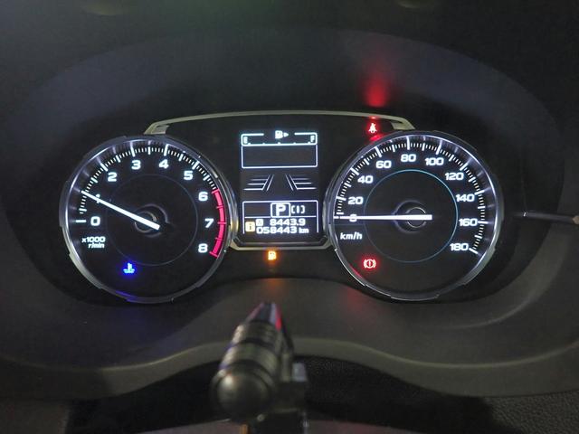 フォレスター ２．０ＸＴ　アイサイト　アドバンスドセイフティパッケージ　純正フルセグＳＤナビ　４ＷＤ　ＬＥＤオートヘッドライト　ＥＴＣ　ブラインドスポットモニター　アイサイト　ハーフレザーシート　シートヒーター　クルーズコントロール（18枚目）