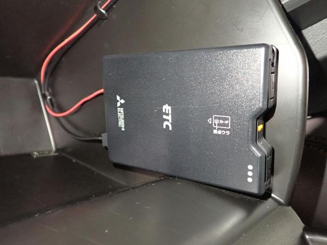 ＣＸ－８ ２５Ｓ　スマートエディション　純正フルセグＳＤナビ　全方位モニター　ＬＥＤオートヘッドライト　ＥＴＣ　シートヒーター　ヘッドアップディスプレイ　ブラインドスポットモニター　ドラレコ　電動シート　スマートシティーブレーキサポート（9枚目）