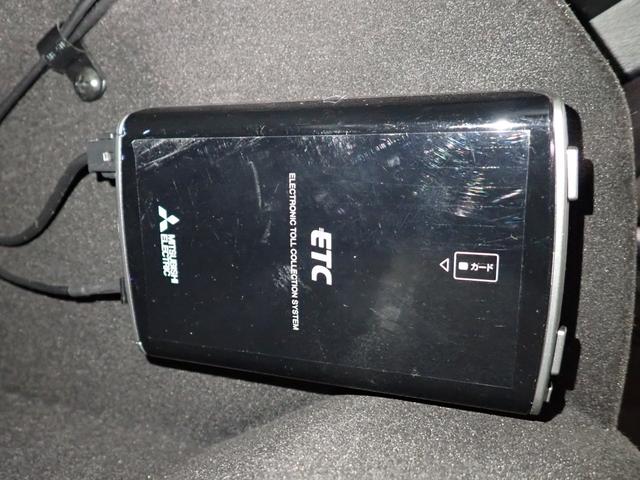 ＣＸ－５ ＸＤ　Ｌパッケージ　純正フルセグＳＤナビ　Ｂカメラ　サンルーフ　ＬＥＤオートヘッドライト　ＥＴＣ　黒革シート　シートヒーター　ＢＳＭ　クルーズコントロール　ヘッドアップディスプレイ　純正ＡＷ　ステアリングヒーター（9枚目）