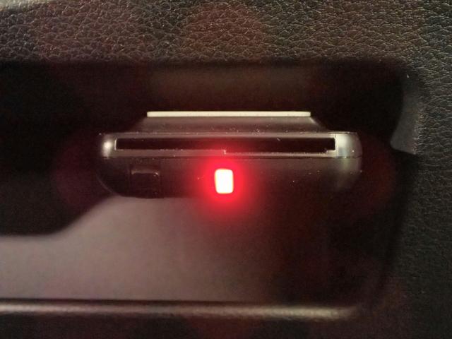 ワゴンRスマイル ハイブリッドS 社外フルセグSDナビ Bカメラ 両側電動スライドドア ETC デュアルカメラブレーキサポート オートハイビーム パーキングセンサー シートヒーター レンタアップ ブルートゥース対応 オートライト(10枚目)