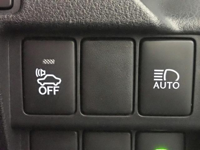 ＩＳ ＩＳ３００ｈ　Ｆスポーツ　純正フルセグＳＤナビ　Ｂカメラ　ＬＥＤオートヘッドライト　ＥＴＣ　赤レザーシート　パーキングセンサー　レクサスセーフティセンス　ＢＳＭ　クルーズコントロール　カードキー　シートエアコン　純正ＡＷ（13枚目）