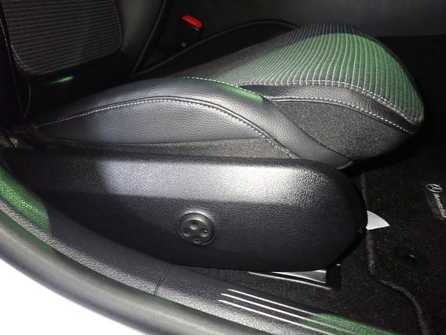 Ｃクラス Ｃ２００アバンギャルド　純正フルセグナビ　アラウンドビューモニター　ＬＥＤオートヘッドライト　前後ドラレコ　ＥＴＣ　ＢＳＭ　シートヒーター　クルーズコントロール　ハーフレザーシート　スマートキー　ヘッドアップディスプレイ（13枚目）