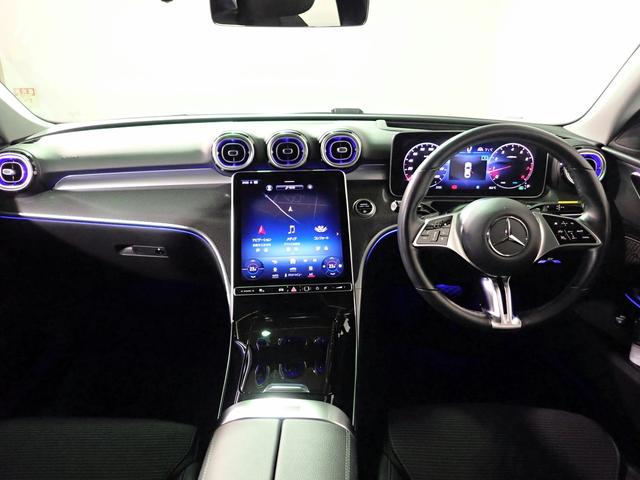 Ｃクラス Ｃ２００アバンギャルド　純正フルセグナビ　アラウンドビューモニター　ＬＥＤオートヘッドライト　前後ドラレコ　ＥＴＣ　ＢＳＭ　シートヒーター　クルーズコントロール　ハーフレザーシート　スマートキー　ヘッドアップディスプレイ（21枚目）