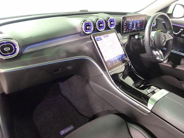 Ｃクラス Ｃ２００アバンギャルド　純正フルセグナビ　アラウンドビューモニター　ＬＥＤオートヘッドライト　前後ドラレコ　ＥＴＣ　ＢＳＭ　シートヒーター　クルーズコントロール　ハーフレザーシート　スマートキー　ヘッドアップディスプレイ（22枚目）