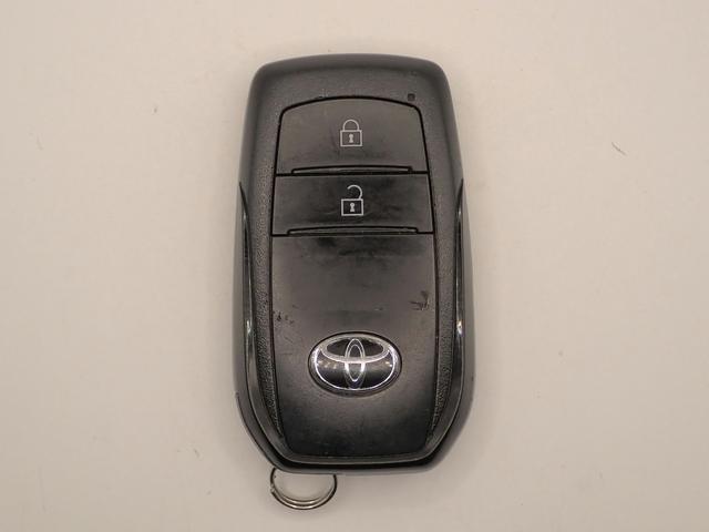 アクア Ｘ　純正ＳＤナビ　Ｂカメラ　ＬＥＤオートヘッドライト　オートハイビーム　ブルートゥース対応　スマートキー　トヨタセーフティセンス　クルーズコントロール　ＣＶＴ　ＶＳＡ　ＡＢＳ　ＳＲＳ（8枚目）