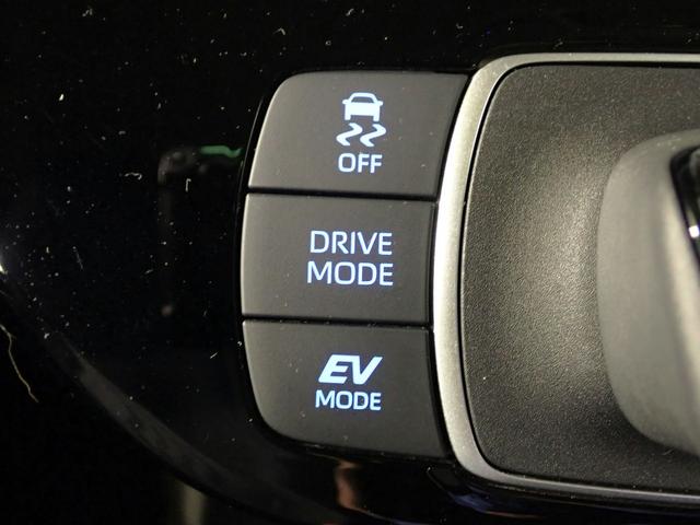 アクア Ｘ　純正ＳＤナビ　Ｂカメラ　ＬＥＤオートヘッドライト　オートハイビーム　ブルートゥース対応　スマートキー　トヨタセーフティセンス　クルーズコントロール　ＣＶＴ　ＶＳＡ　ＡＢＳ　ＳＲＳ（12枚目）