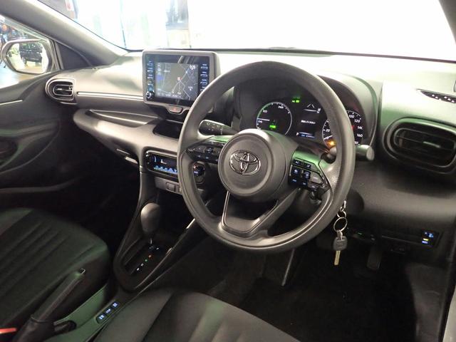 ヤリス ハイブリッドX 純正SDナビ Bカメラ トヨタセーフティセンス オートヘッドライト オートハイビーム ETC キーレス パーキングセンサー クルーズコントロール ブルートゥース対応 CVT ABS スペアーキー(18枚目)