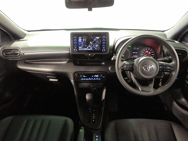 ヤリス ハイブリッドX 純正SDナビ Bカメラ トヨタセーフティセンス オートヘッドライト オートハイビーム ETC キーレス パーキングセンサー クルーズコントロール ブルートゥース対応 CVT ABS スペアーキー(19枚目)