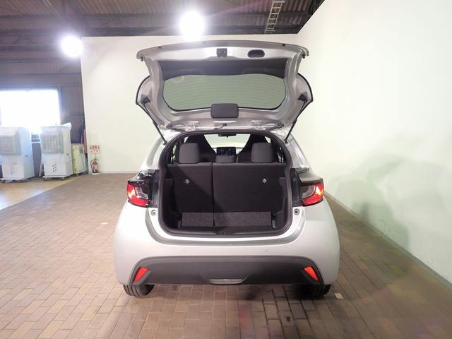 ヤリス ハイブリッドX 純正SDナビ Bカメラ トヨタセーフティセンス オートヘッドライト オートハイビーム ETC キーレス パーキングセンサー クルーズコントロール ブルートゥース対応 CVT ABS スペアーキー(23枚目)