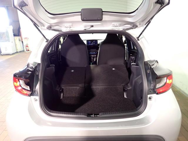 ヤリス ハイブリッドX 純正SDナビ Bカメラ トヨタセーフティセンス オートヘッドライト オートハイビーム ETC キーレス パーキングセンサー クルーズコントロール ブルートゥース対応 CVT ABS スペアーキー(24枚目)