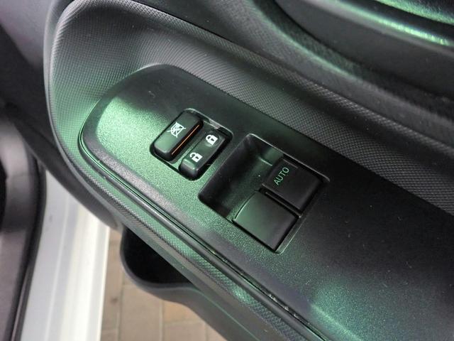 アクア Ｌ　社外ＳＤナビ　Ｂカメラ　トヨタセーフティセンス　ＥＴＣ　ドラレコ　キーレス　オートハイビーム　アイドリングストップ　電格ミラー　ＣＶＴ　ブルートゥース対応　プリクラッシュセーフティ（13枚目）