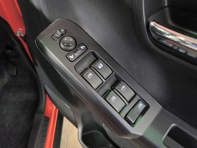 タフト G ダーククロムベンチャー オーディオレス 届出済未使用車 Bカメラ LEDオートヘッドライト スカイトップルーフ シートヒーター クルーズコントロール スマートアシスト ルーフレール 純正アルミホイール CVT スマートキー(10枚目)