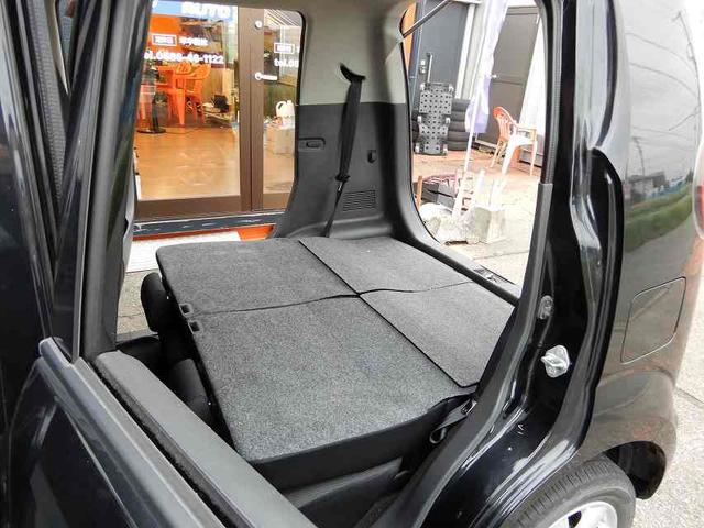 ＭＲワゴン １０ｔｈアニバーサリー　リミテッド　禁煙車　スマートキー２個　プッシュスタート　バックカメラ　ＵＳＢポート　ラジオ　ウインカーミラー　純正アルミ（50枚目）