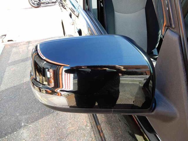 セレナ ライダー　ブラックライン　Ｓ－ハイブリッド　禁煙車　スマートキー　プッシュスタート　アイドリングストップ　両側パワースライドドア　８インチＨＤＤナビ　フルセグ　ＣＤ　ＤＶＤ　Ｂｌｕｅｔｏｏｔｈ　バックカメラ　フリップダウンモニター　ＥＴＣ（14枚目）