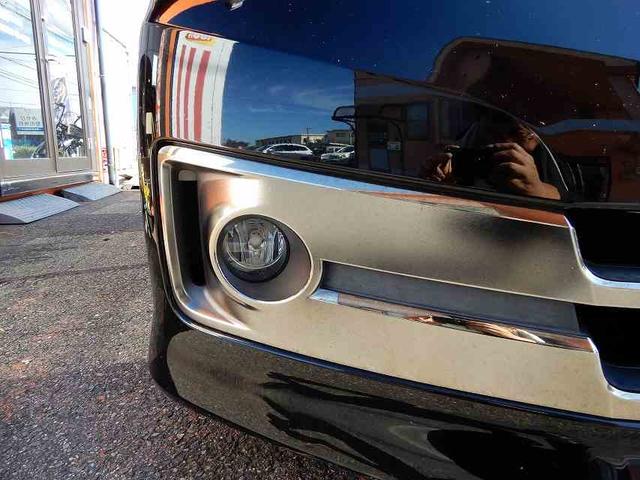 セレナ ライダー　ブラックライン　Ｓ－ハイブリッド　禁煙車　スマートキー　プッシュスタート　アイドリングストップ　両側パワースライドドア　８インチＨＤＤナビ　フルセグ　ＣＤ　ＤＶＤ　Ｂｌｕｅｔｏｏｔｈ　バックカメラ　フリップダウンモニター　ＥＴＣ（17枚目）